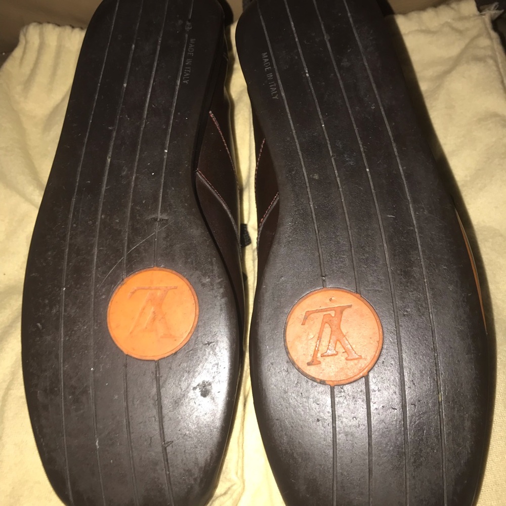 Louis Vuitton Sneakers ✴️100% Authentic ✴️ Size 10 - Picture 6 of 8